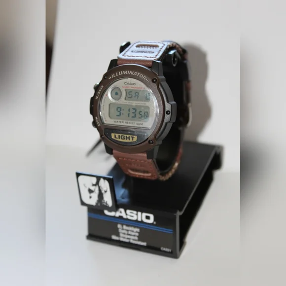 ✨🆕✨ Men's Casio Watch - Picture 1 of 5
